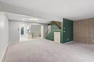 3527 37th Ave NE, Saint Paul, MN 55421 - Photo 8