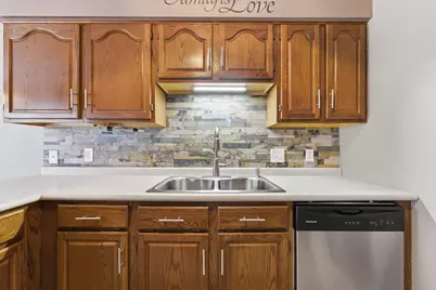 3737 Gershwin Lane N, Oakdale, MN 55128 - Photo 8