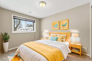 3737 Gershwin Ln N, Oakdale, MN 55128 - Photo 20