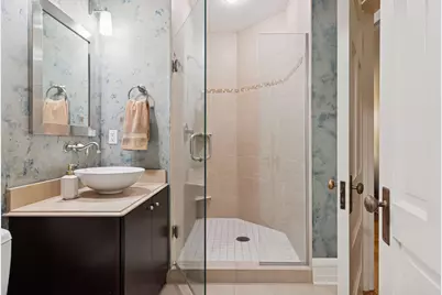 672 Summit Avenue #102, Saint Paul, MN 55105 - Photo 26