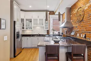 672 Summit Ave, Saint Paul, MN 55105 - Photo 18