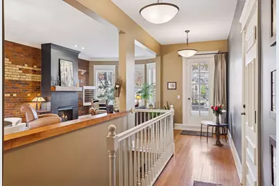 672 Summit Avenue #102, Saint Paul, MN 55105 - Photo 6