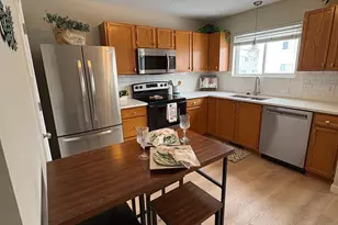 13037 Durum Ct, Eden Prairie, MN 55347 - Photo 4