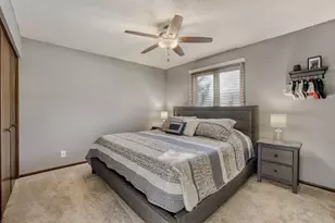 10391 Greyfield Ct, Eden Prairie, MN 55347 - Photo 8