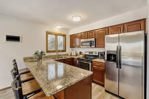 10391 Greyfield Ct, Eden Prairie, MN 55347 - Photo 2