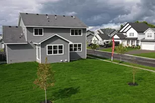 7696 Waverly Ave, Shakopee, MN 55379 - Photo 2