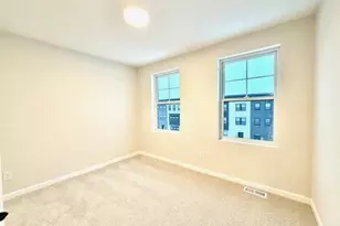 909 Mount Curve Blvd, Saint Paul, MN 55116 - Photo 46