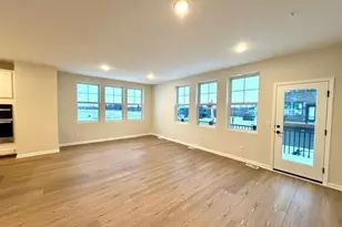 909 Mount Curve Blvd, Saint Paul, MN 55116 - Photo 6