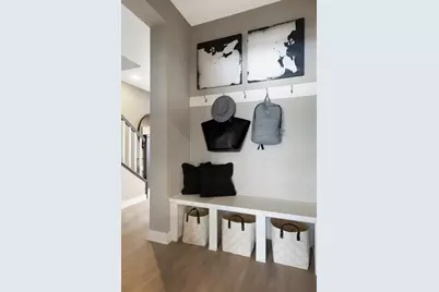 909 Mount Curve Boulevard #I, Saint Paul, MN 55116 - Photo 26