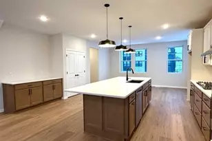 909 Mount Curve Blvd, Saint Paul, MN 55116 - Photo 8