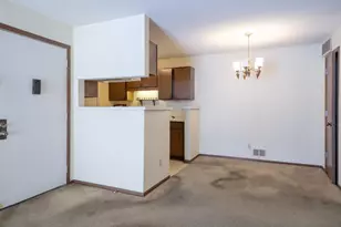 1704 Pleasant St, Saint Paul, MN 55113 - Photo 10