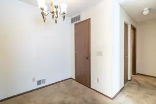 1704 Pleasant St, Saint Paul, MN 55113 - Photo 16