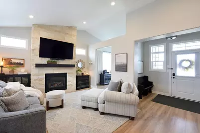 4078 49th Avenue S, Fargo, ND 58104 - Photo 4