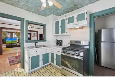 67 Sidney Street W, Saint Paul, MN 55107 - Photo 6