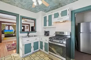 67 Sidney St W, Saint Paul, MN 55107 - Photo 6