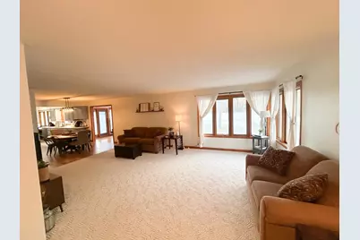 1118 Elmwood Avenue, Worthington, MN 56187 - Photo 2