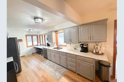 1118 Elmwood Avenue, Worthington, MN 56187 - Photo 6