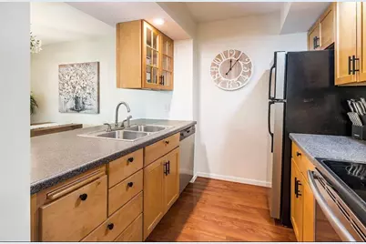 334 W 5th Street, Waconia, MN 55387 - Photo 8