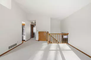 706 Fox Tree Ln N, Hudson, WI 54016 - Photo 4