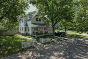 116 W Hill St, Granada, MN 56039 - Photo 1