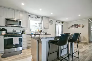 1374 Birchview Dr, Maplewood, MN 55119 - Photo 8