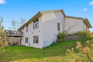 1533 Hallewood Blvd, New Richmond, WI 54017 - Photo 30