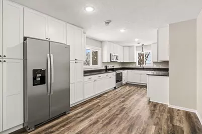 9500 Main Street, Elko New Market, MN 55020 - Photo 6