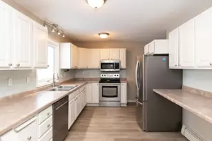 3070 Maple Dr, Prior Lake, MN 55372 - Photo 6