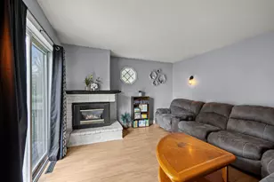 406 5th St NW, Montgomery, MN 56069 - Photo 2