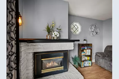 406 5th Street NW, Montgomery, MN 56069 - Photo 2