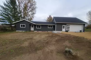 705 Pioneer Rd, Wilson, WI 54027 - Photo 2