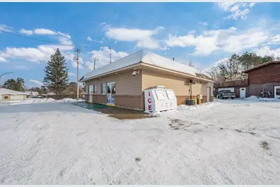 504 Powell Avenue, Coleraine, MN 55722 - Photo 4