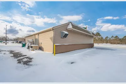 504 Powell Avenue, Coleraine, MN 55722 - Photo 4