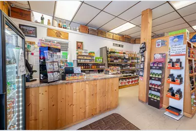 504 Powell Avenue, Coleraine, MN 55722 - Photo 14