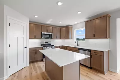 417 James Parkway, Elko New Market, MN 55054 - Photo 6