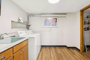 100 Imperial Dr W, West Saint Paul, MN 55118 - Photo 32