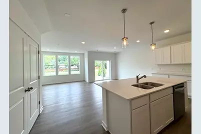 9252 Larimar Trail, Eden Prairie, MN 55347 - Photo 6