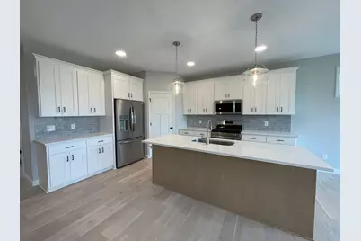 17939 Grantham Lane, Lakeville, MN 55044 - Photo 10