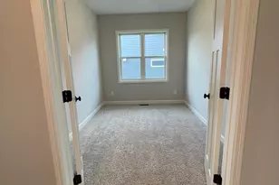 17939 Grantham Ln, Lakeville, MN 55044 - Photo 6