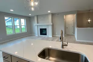 17939 Grantham Ln, Lakeville, MN 55044 - Photo 16