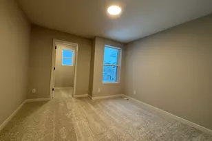 4749 Airlake Dr, Woodbury, MN 55129 - Photo 14