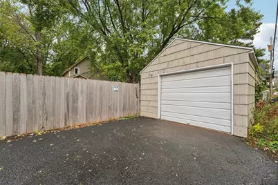 1094 Argyle Street, Saint Paul, MN 55103 - Photo 14