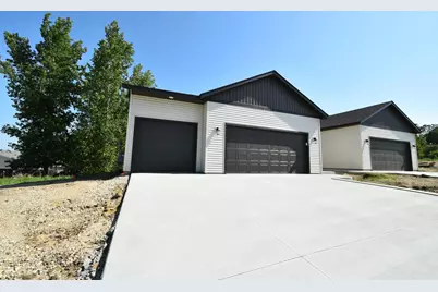 2031 20th Street E, Zumbrota, MN 55992 - Photo 4