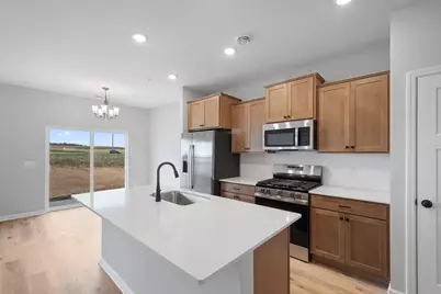 10318 Birchwood Circle, Victoria, MN 55318 - Photo 8