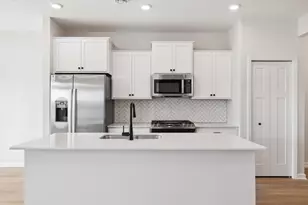 10330 Birchwood Cir, Victoria, MN 55318 - Photo 6