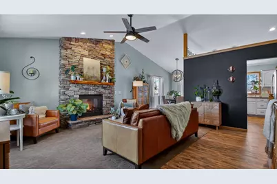 1821 Dorret Road, Eau Claire, WI 54703 - Photo 4