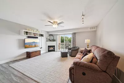 1321 Lake Drive W #216, Chanhassen, MN 55317 - Photo 6