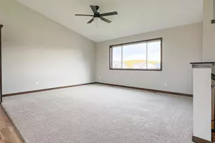 8733 90th Ave, Milaca, MN 56353 - Photo 6