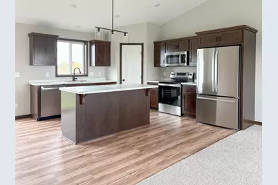 8733 90th Avenue, Milaca, MN 56353 - Photo 6