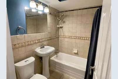 1800 Lasalle Avenue #104, Minneapolis, MN 55403 - Photo 12